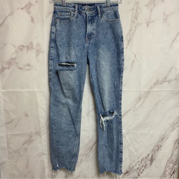 Hollister High Rise Crop Slim Straight Distressed Jeans - F16 - Picture 1 of 4